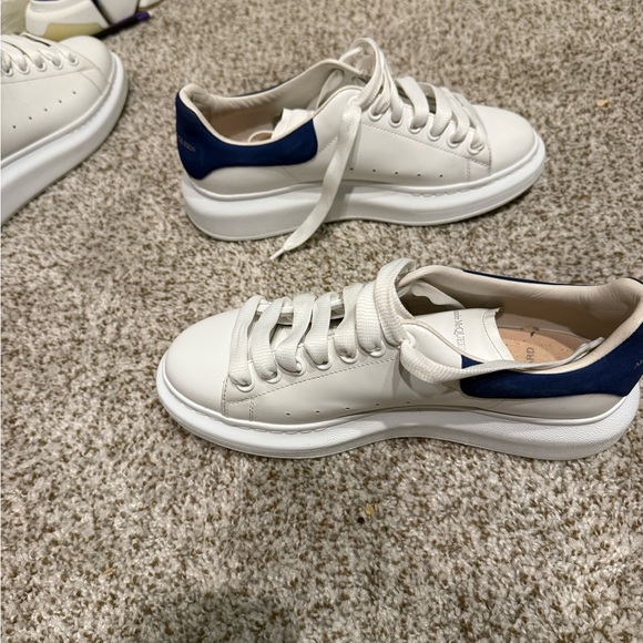 Alexander McQueen sneaker with blue - Picture 6 of 6